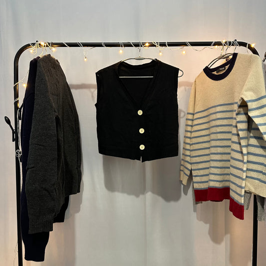 Women's Sleeveless Sweater  - Thrift (Black) (S)