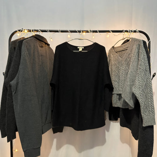 Basic H&M Women's Sweater  - Thrift (Black) (L)